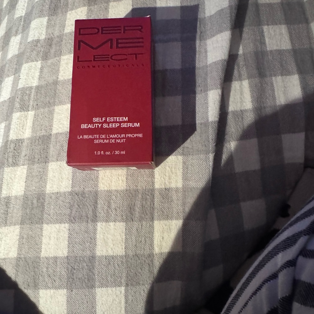 Dermelect Self Esteem Beauty Sleep Serum - Burgundy